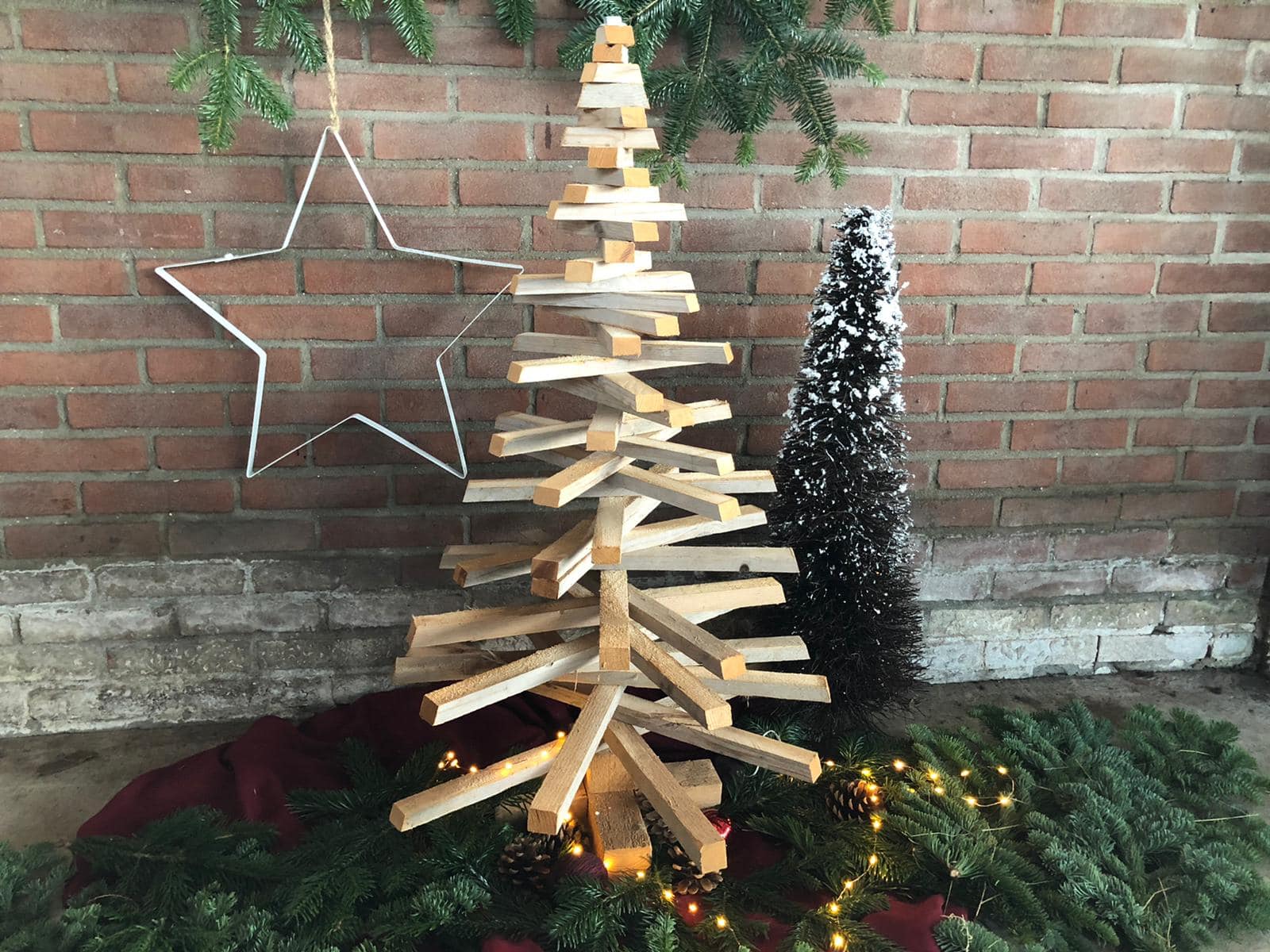 vochtigheid Komkommer Buiten adem Houten kerstboom - planken 100 cm