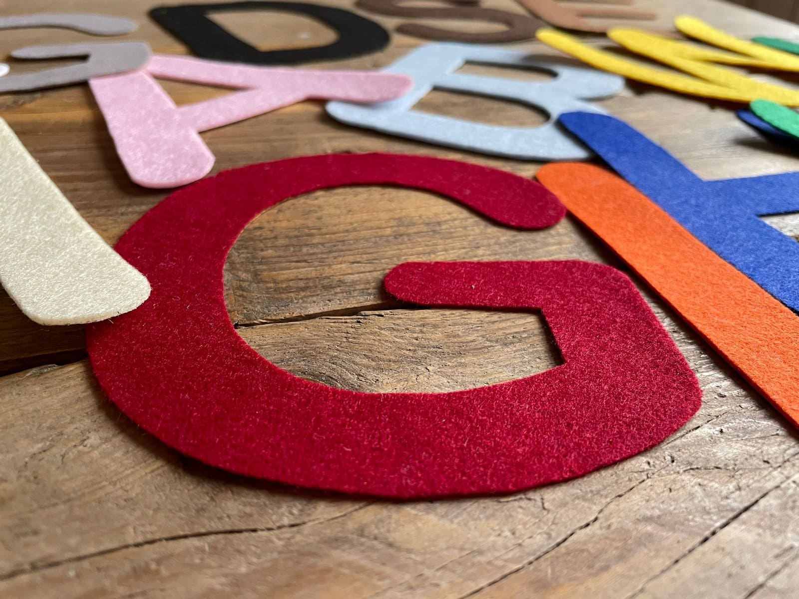 lever Aanpassen Glad Vilten plakletters "Alfabet" | DIY | Diverse kleuren | Gemaakt Bij Ons