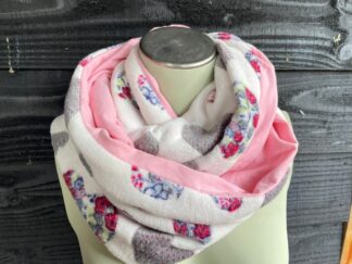 Col sjaal fleece, warme wikkelsjaal, handgemaakt, gemaakt bij ons, print tricot, katoen, wit roze hartjes